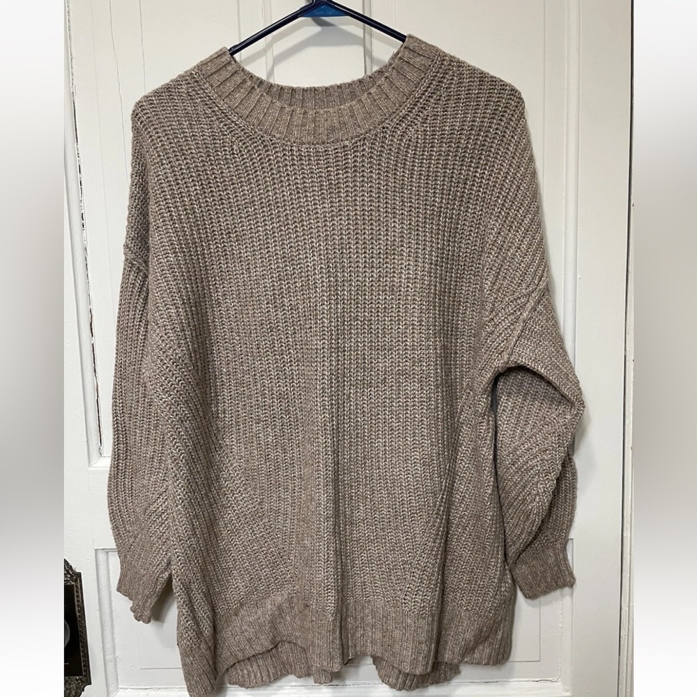 American Eagle Outfitters Beige Ribbed Knit Oversized Pullover Sweater XS
